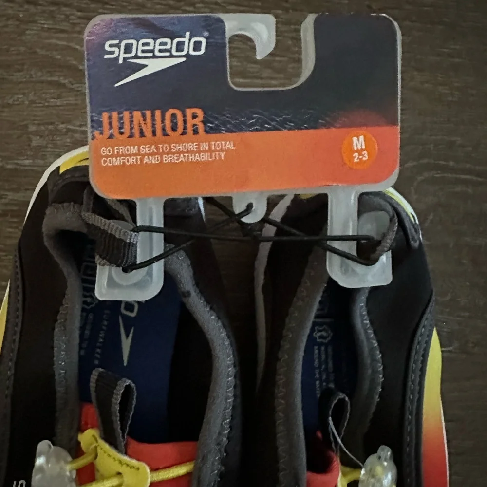 Speedo Girl's / boys Skimmer Water Shoes M(2-3) medium new with tag black